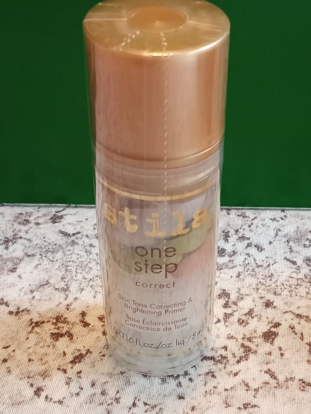 Premium Primers and Setting Powders/sprays - Picture 4 of 16